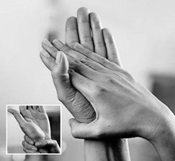 Стандартный метод втирания для гигиенической обработки рук в соответствии с EN 1500
