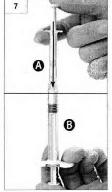 Переверните соединённые шприцы и держите шприцы вертикально (шприц Б снизу) до момента полного ввода содержимого лейпрорелина ацетата из шприца А в шприц Б